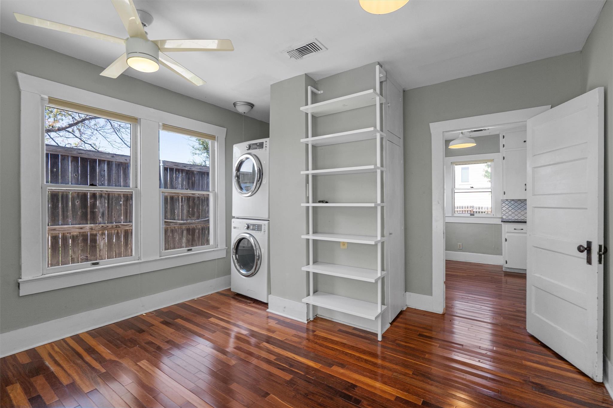 4914 Woodrow Avenue Austin TX 78756