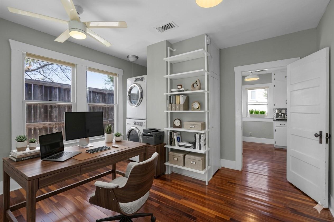 4914 Woodrow Avenue Austin TX 78756
