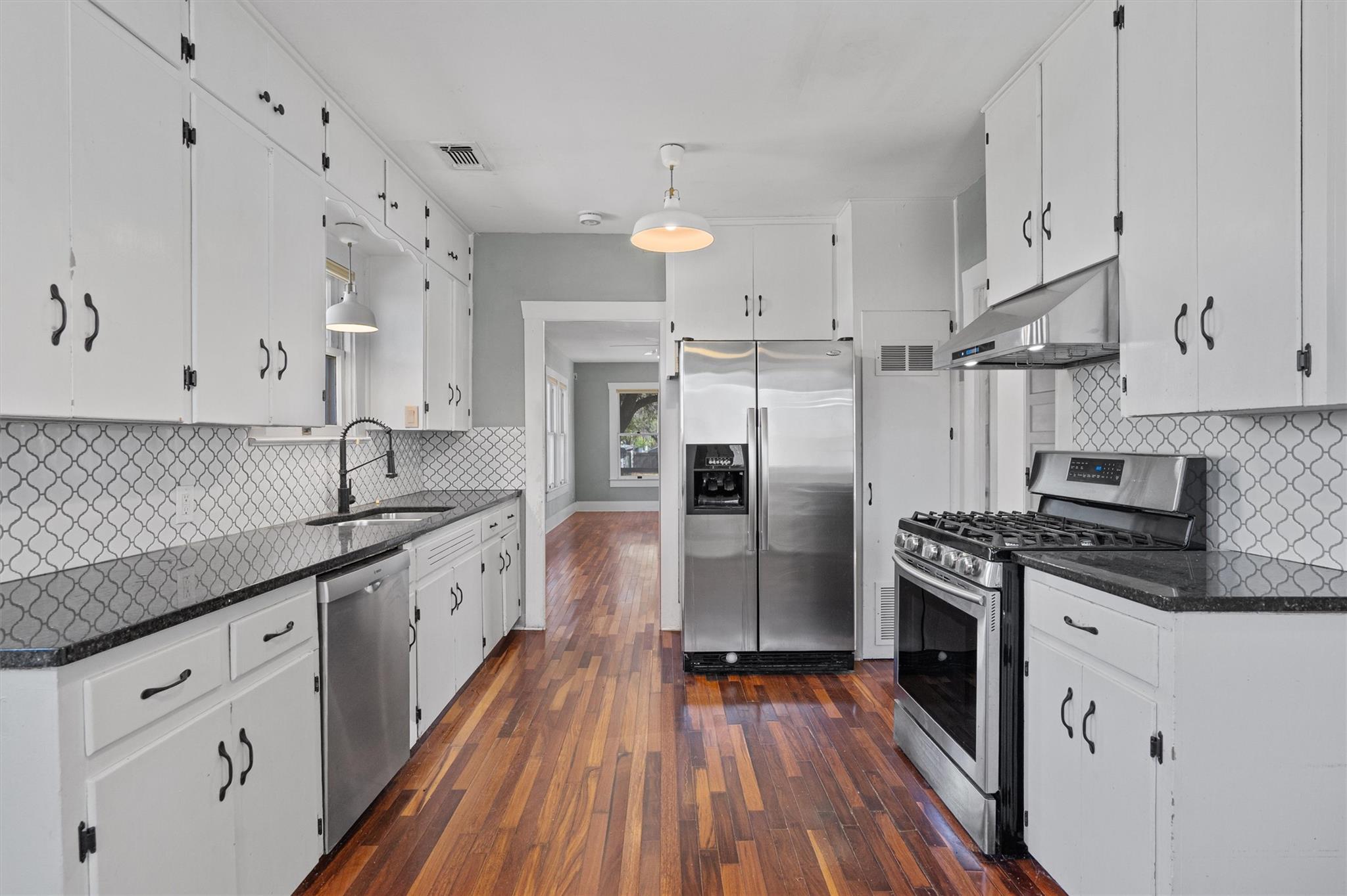 4914 Woodrow Avenue Austin TX 78756