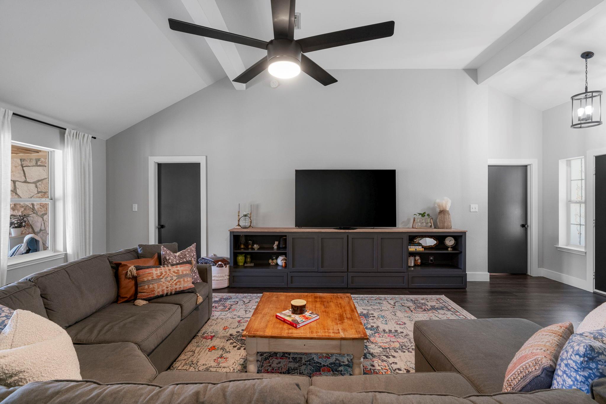 1003 Sunset Canyon Drive S Dripping Springs TX 78620