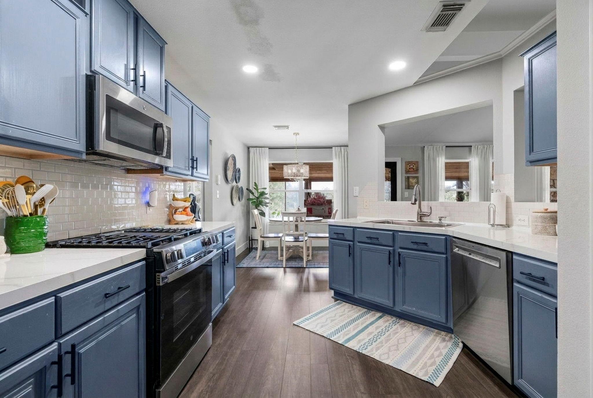 1003 Sunset Canyon Drive S Dripping Springs TX 78620