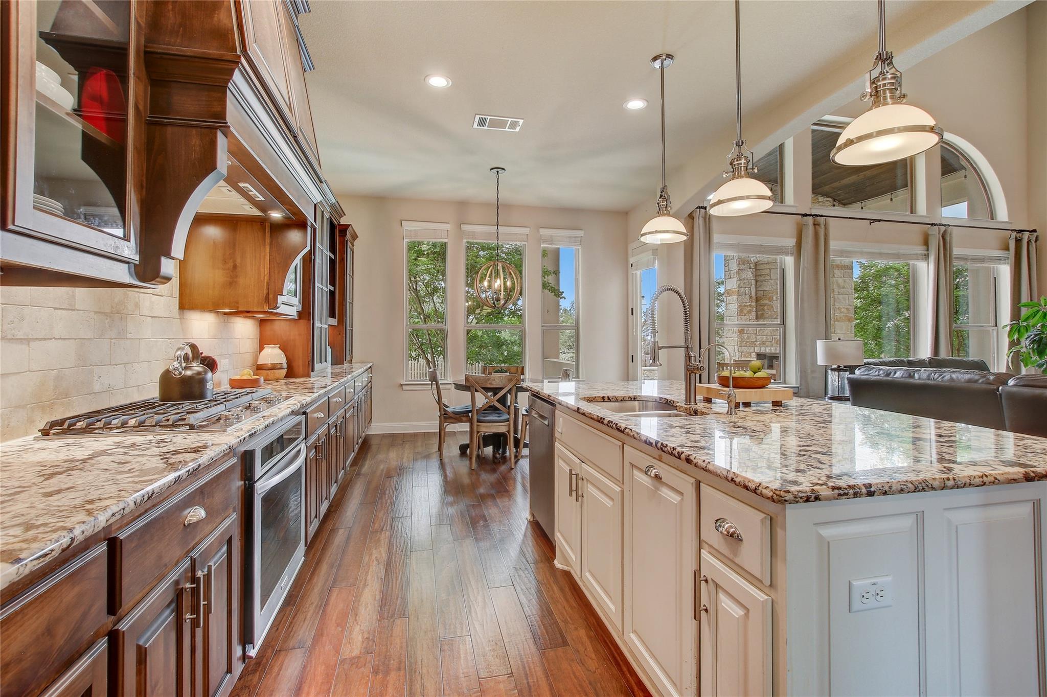9028 Eagle Vista Court Austin TX 78738