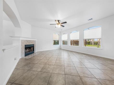 202 Holmstrom Street Hutto TX 78634