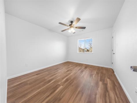202 Holmstrom Street Hutto TX 78634