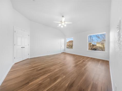 202 Holmstrom Street Hutto TX 78634