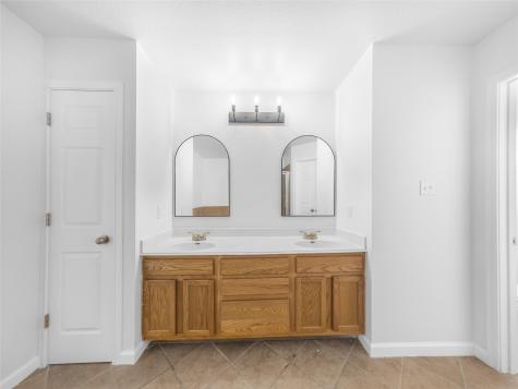 202 Holmstrom Street Hutto TX 78634