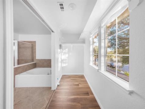 202 Holmstrom Street Hutto TX 78634