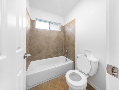 202 Holmstrom Street Hutto TX 78634