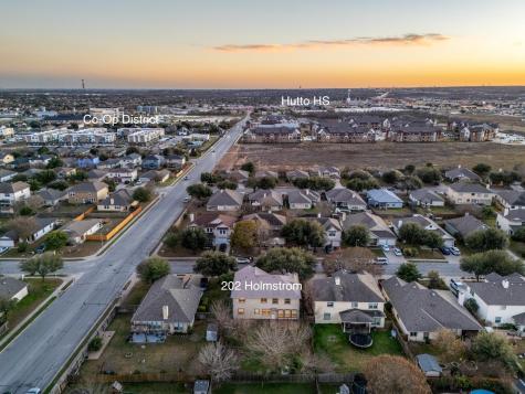 202 Holmstrom Street Hutto TX 78634