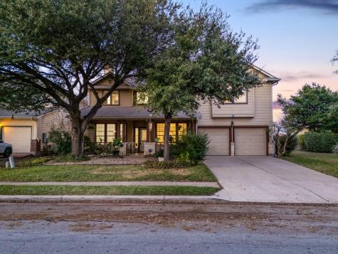 202 Holmstrom Street Hutto TX 78634