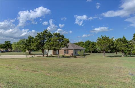 135 Valle Verde Drive Del Valle TX 78617