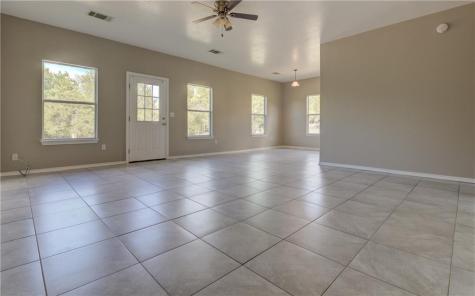 135 Valle Verde Drive Del Valle TX 78617