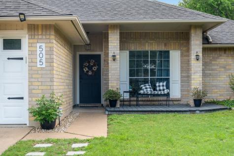 505 Eaglecreek Drive Leander TX 78641