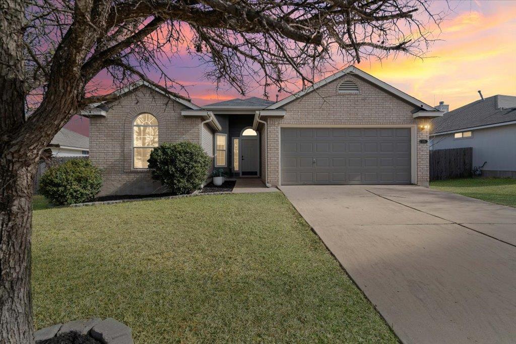 135 Langely Kyle TX 78640