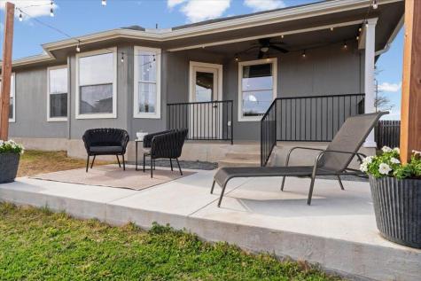 135 Langely Kyle TX 78640