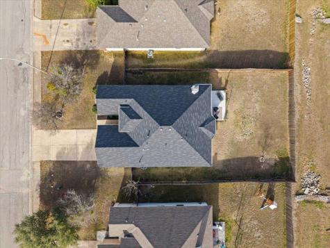 135 Langely Kyle TX 78640