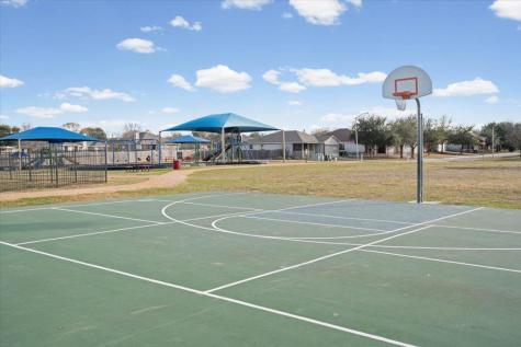 135 Langely Kyle TX 78640