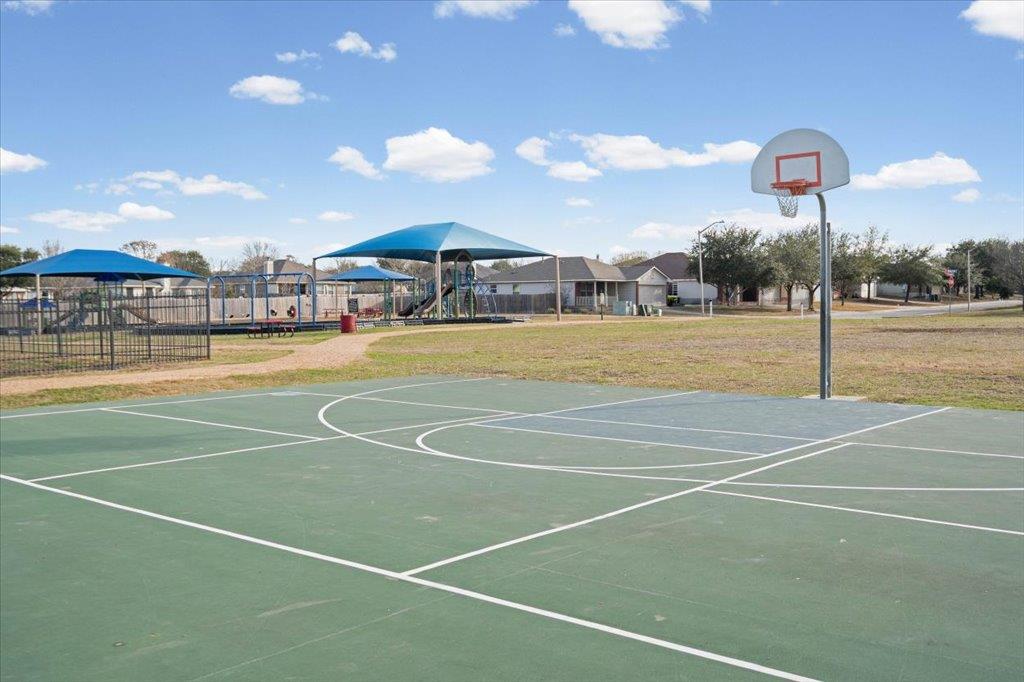 135 Langely Kyle TX 78640