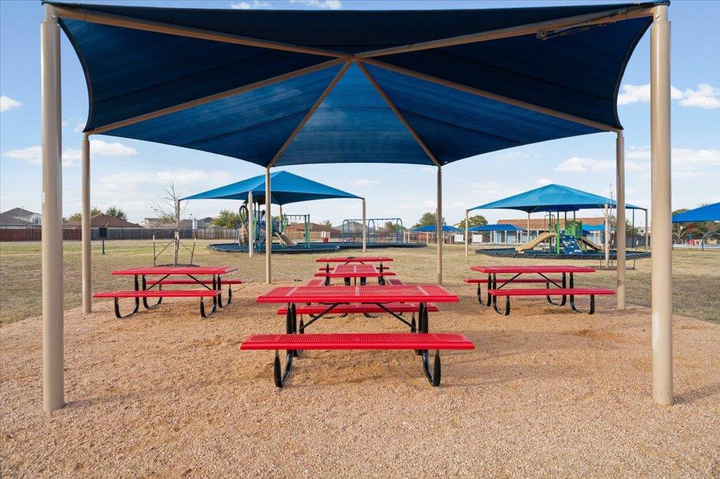 135 Langely Kyle TX 78640