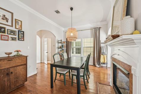 5736 Petty Street Houston TX 77007