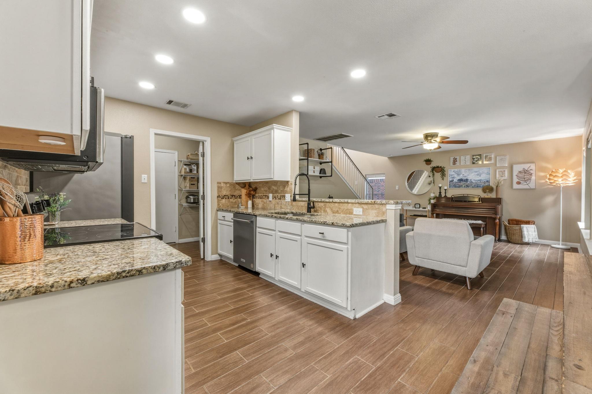 1888 Wallin Loop Round Rock TX 78664