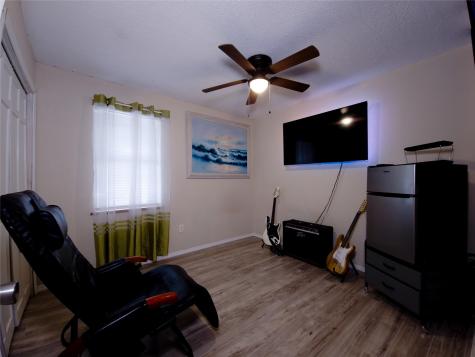 911 Brazos Street Lockhart TX 78644