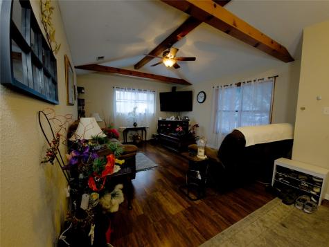 911 Brazos Street Lockhart TX 78644