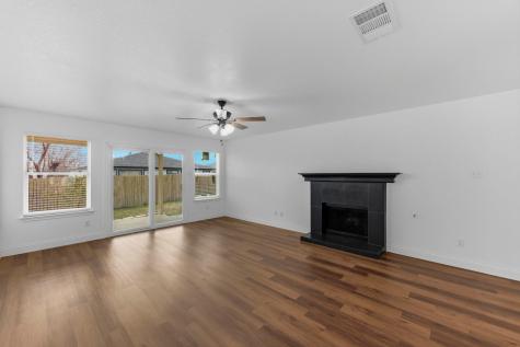 3817 Haleys Way Round Rock TX 78665