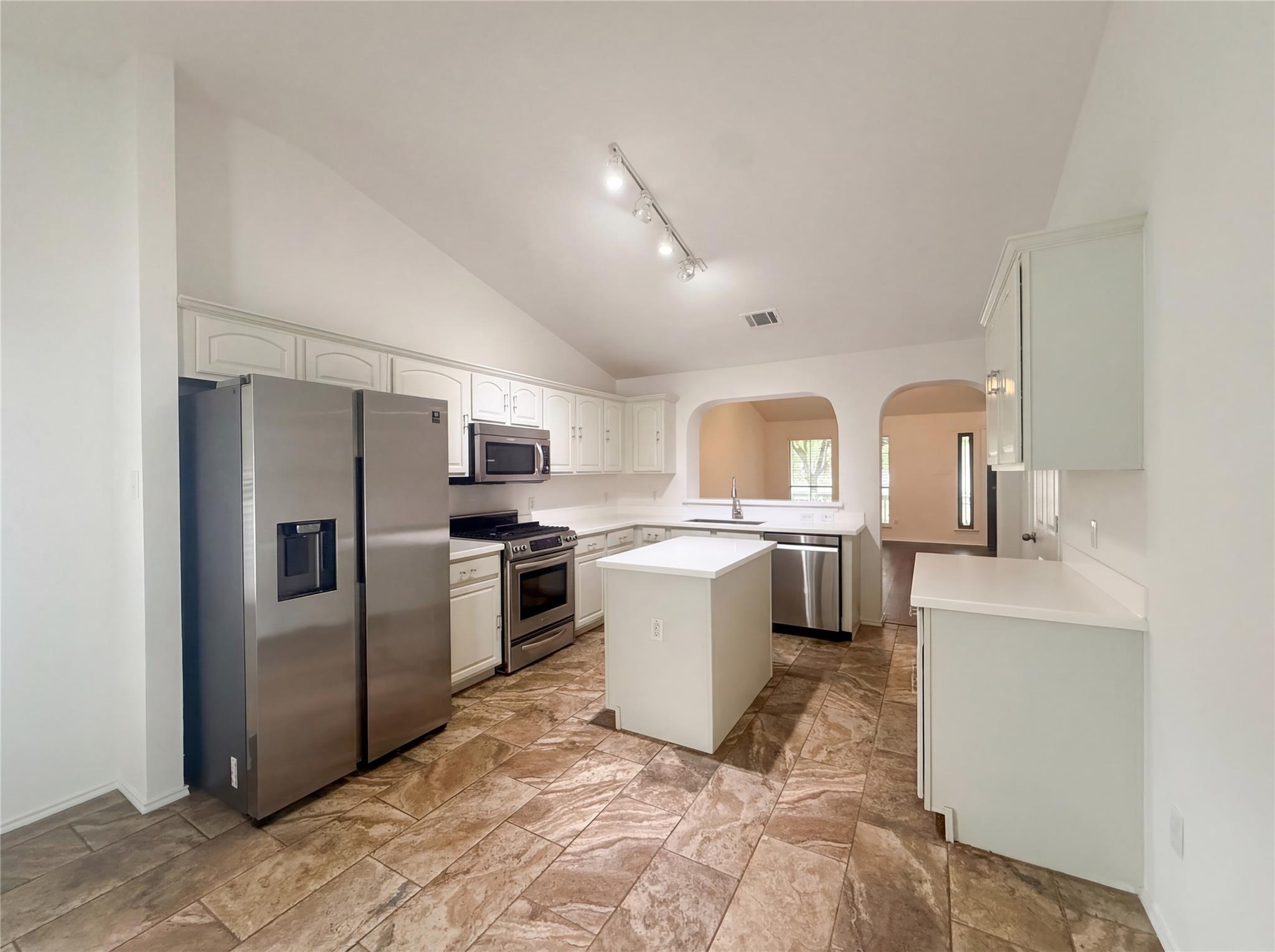 256 Morrell Kyle TX 78640