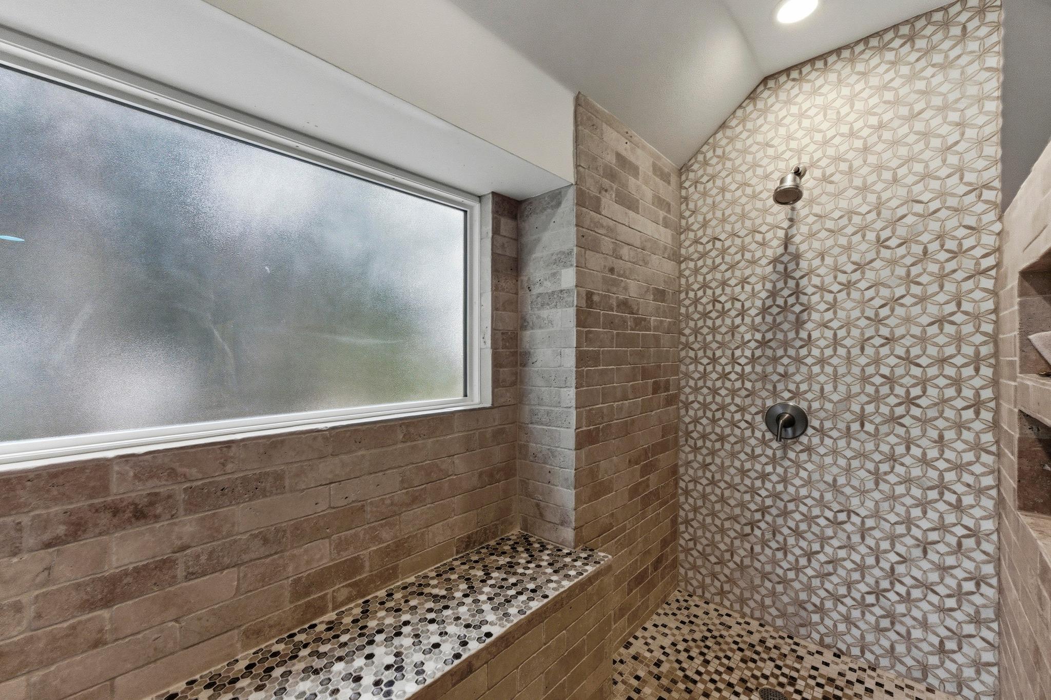 5705 Ballenton Court Austin TX 78739