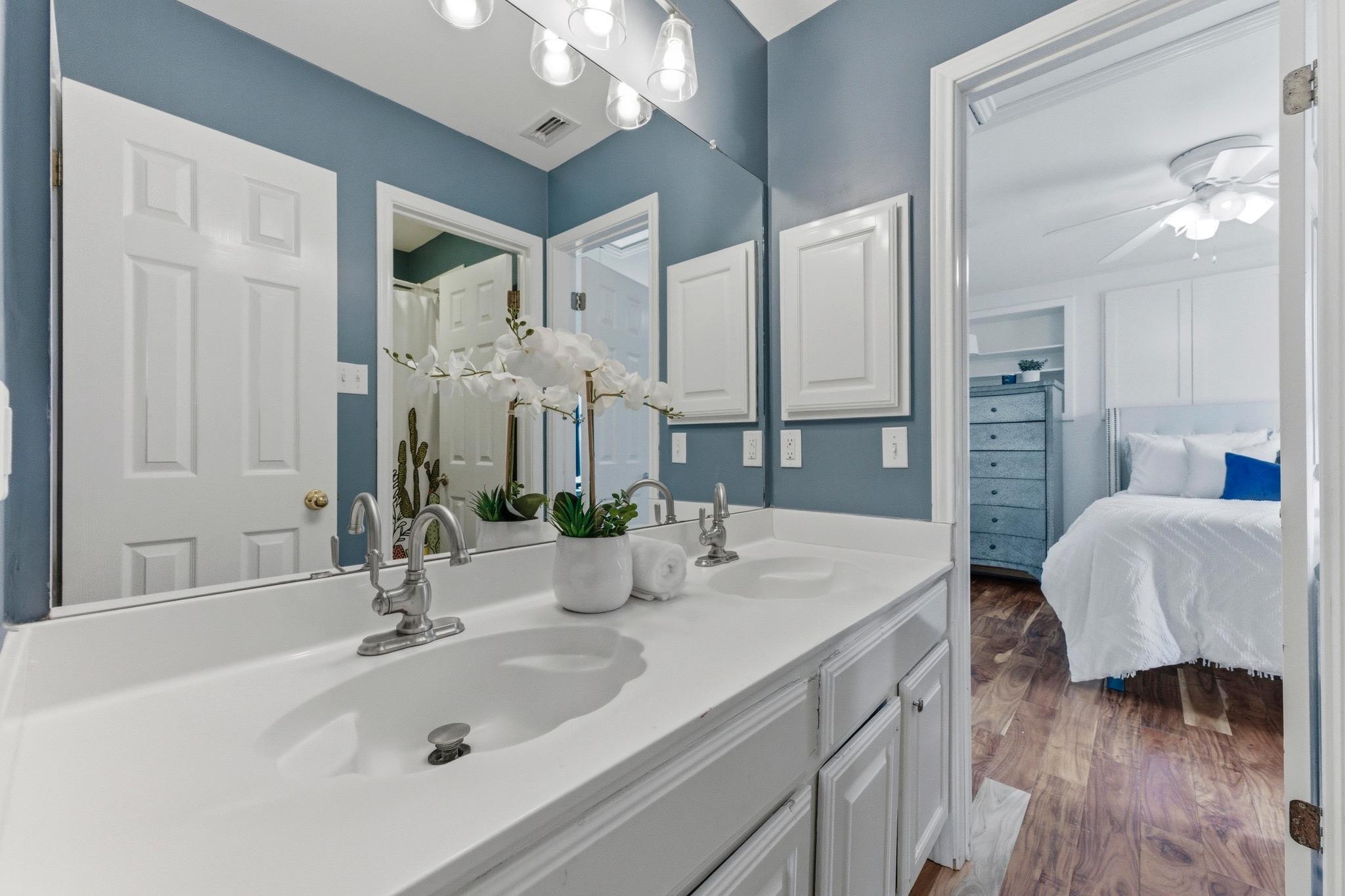 5705 Ballenton Court Austin TX 78739