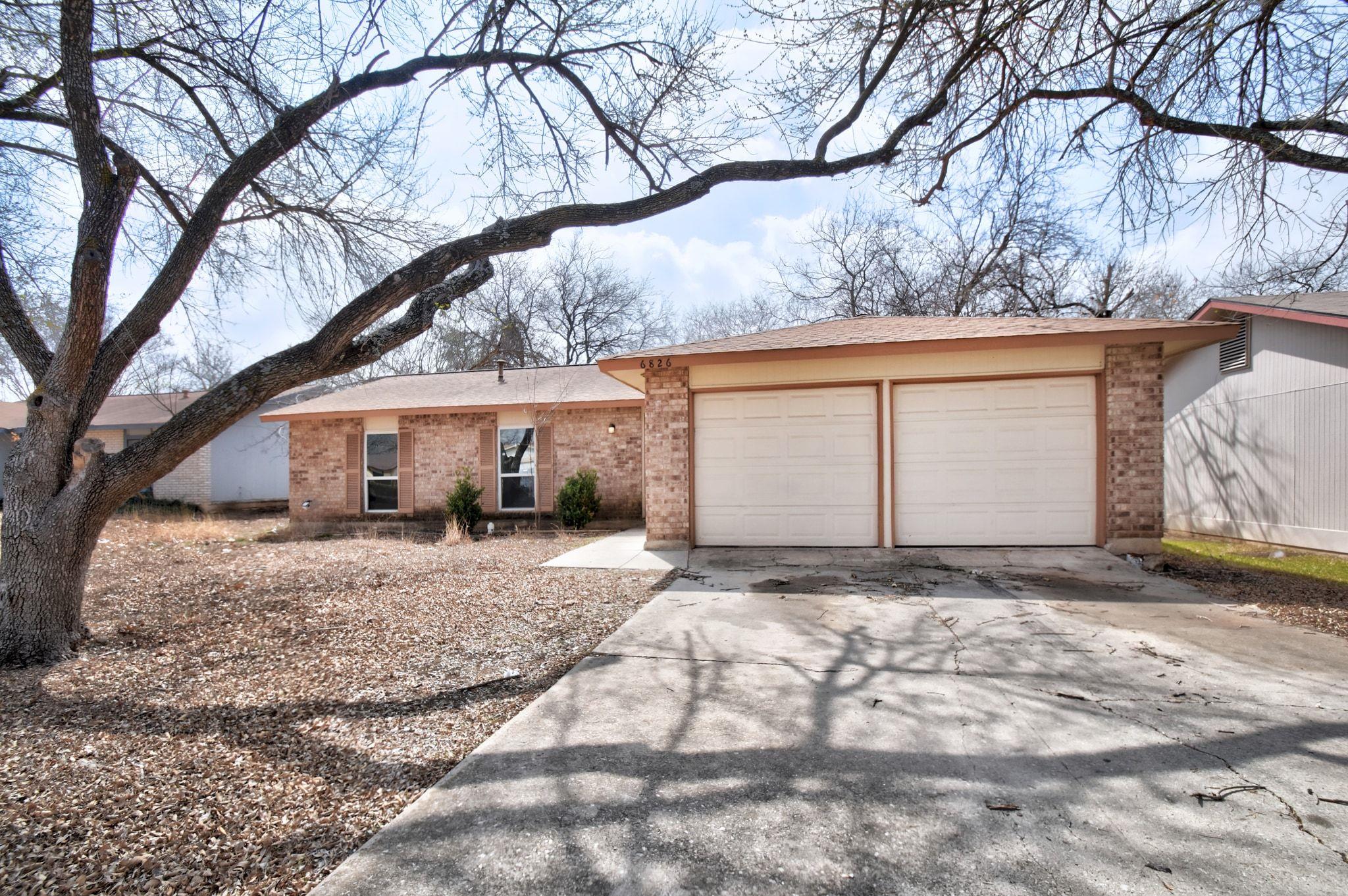 6826 Laguna Norte San Antonio TX 78239