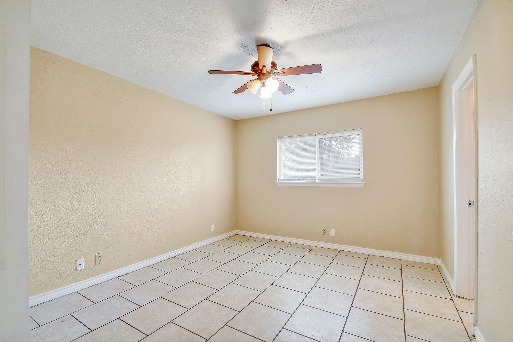 6826 Laguna Norte San Antonio TX 78239
