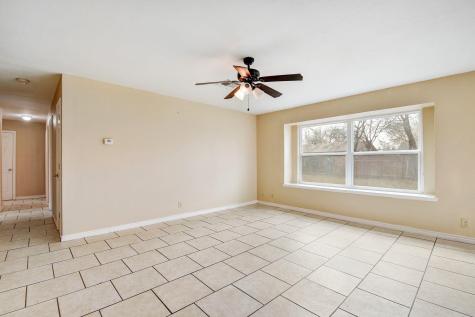 6826 Laguna Norte San Antonio TX 78239