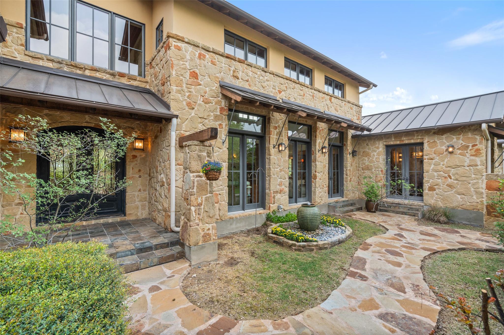 1920 County Road 175 Leander TX 78641