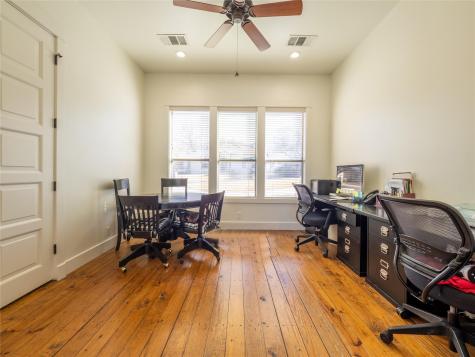 14 Autumn Oaks Drive The Hills TX 78738
