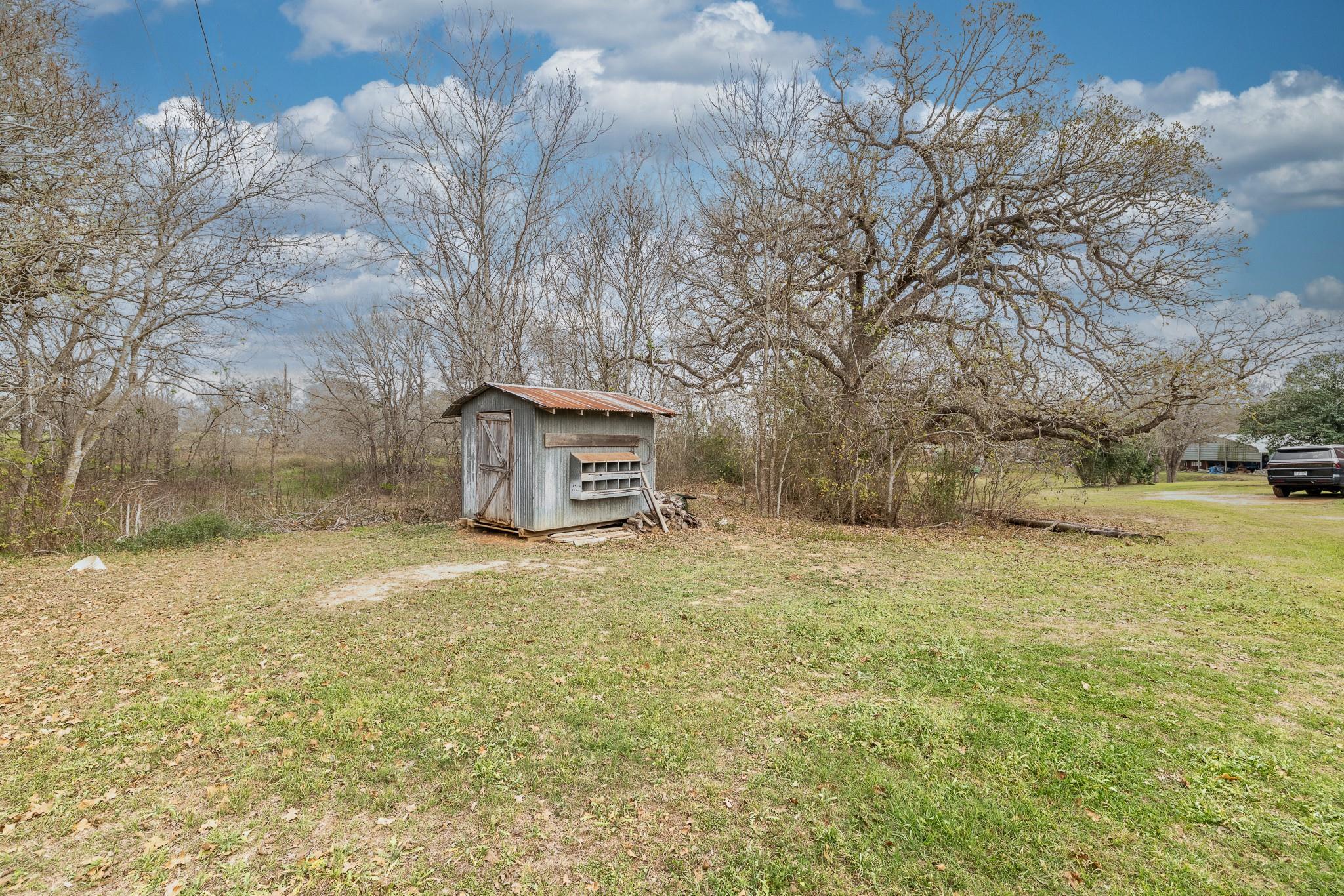 21 N Cr 235 Gonzales TX 78629