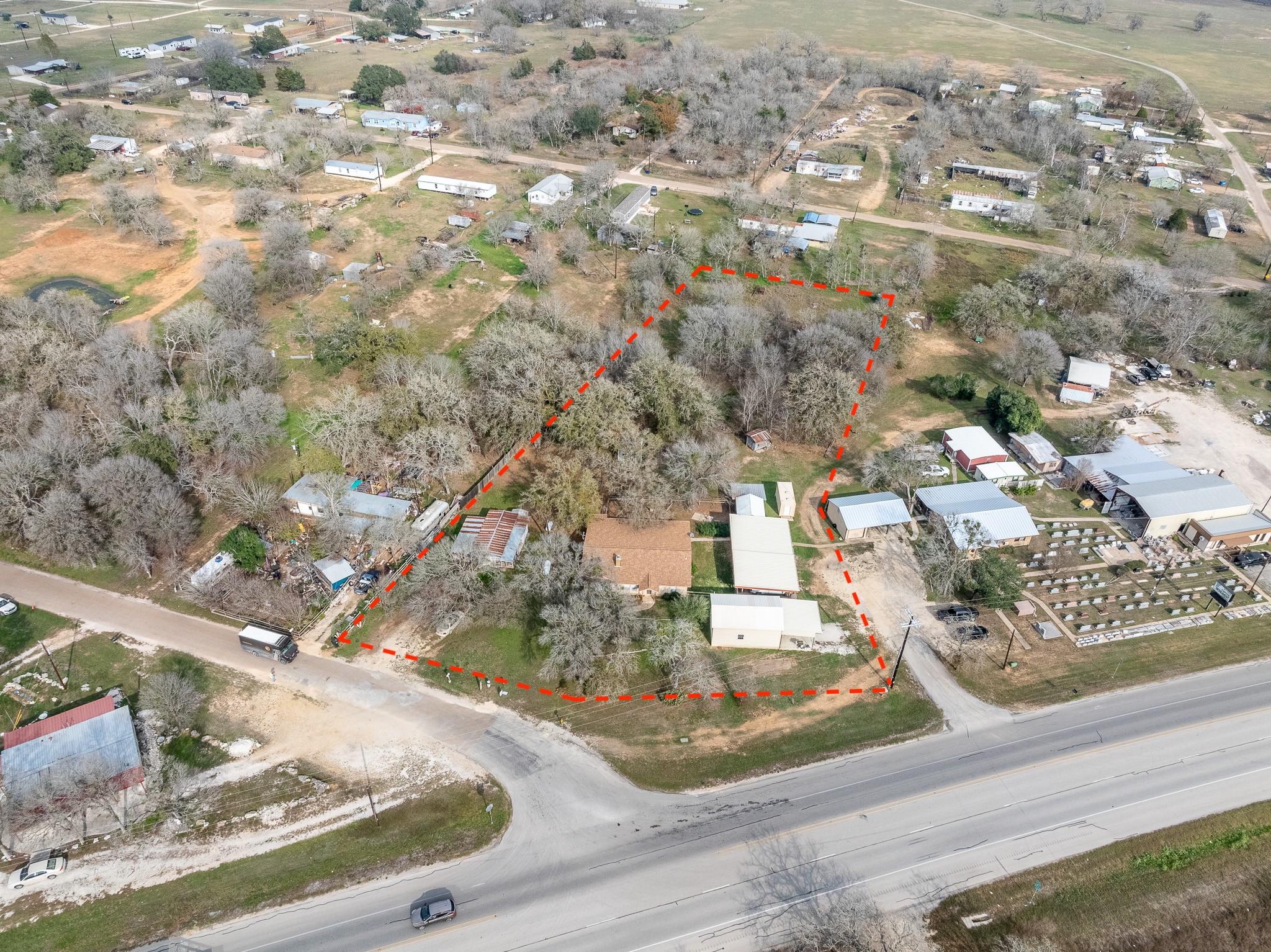 21 N Cr 235 Gonzales TX 78629