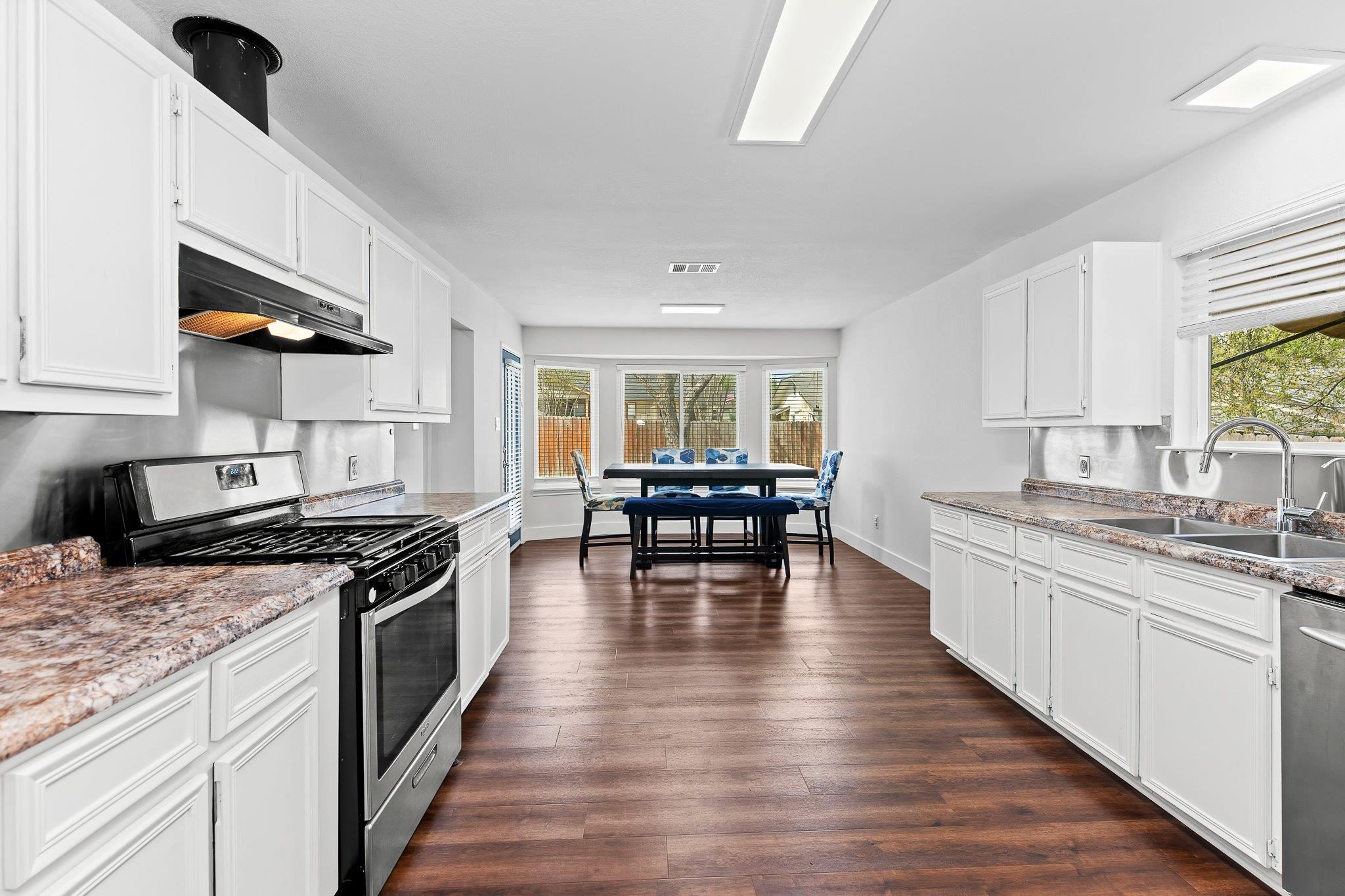 704 Greenwich Place Round Rock TX 78664