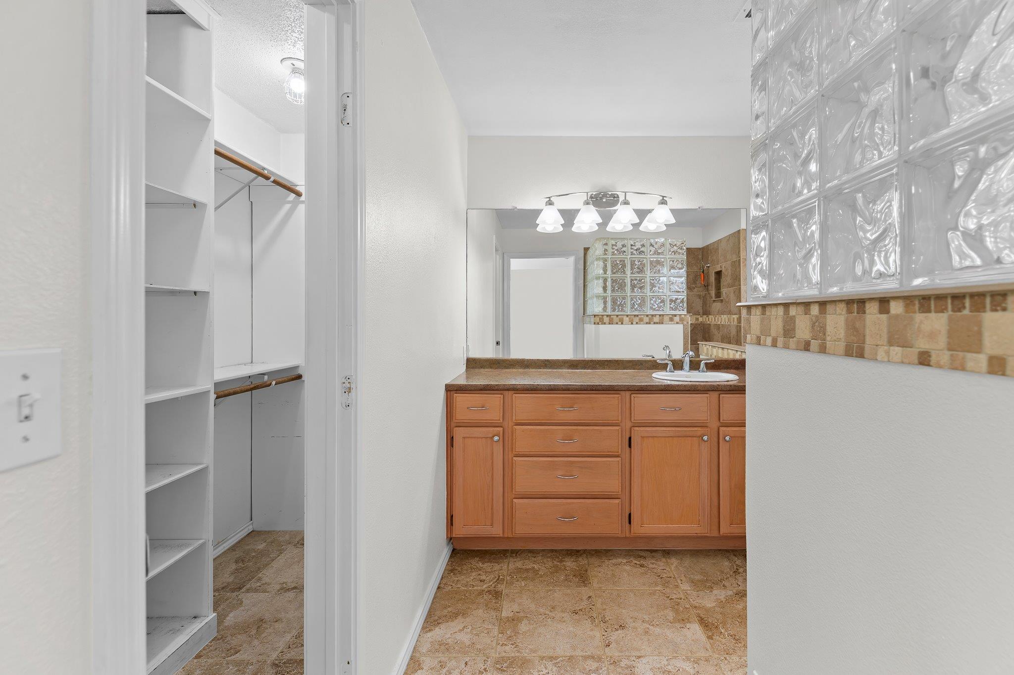 704 Greenwich Place Round Rock TX 78664