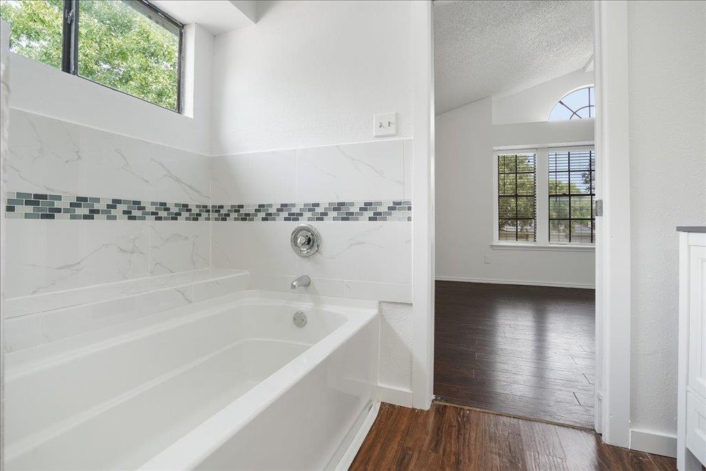 12300 Farnish Cove Austin TX 78753