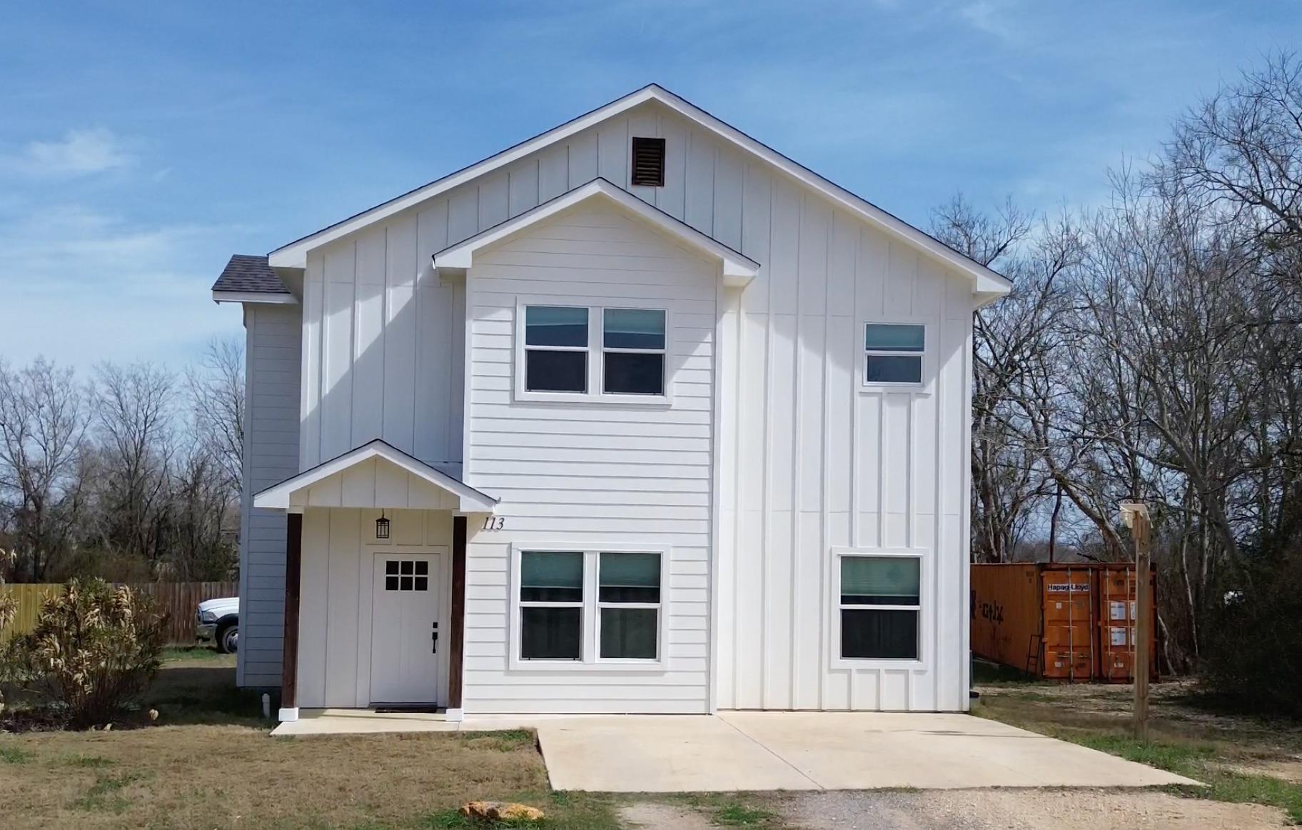 113 S. Lockhart Street Paige TX 78659