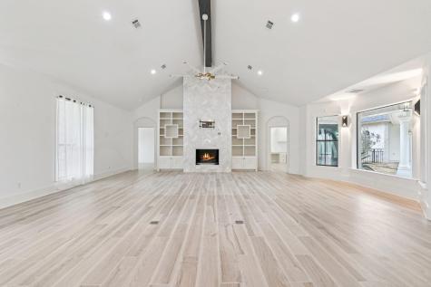 125 Carriage Court Bastrop TX 78602