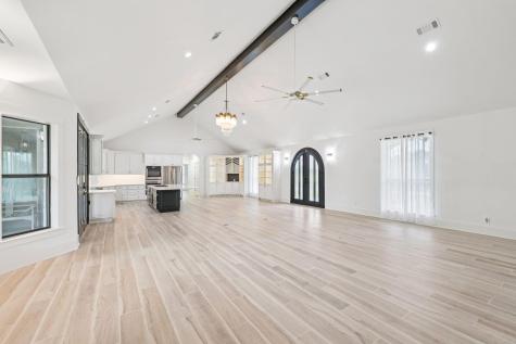 125 Carriage Court Bastrop TX 78602