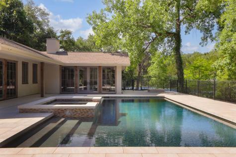 506 Konstanty Circle West Lake Hills TX 78746