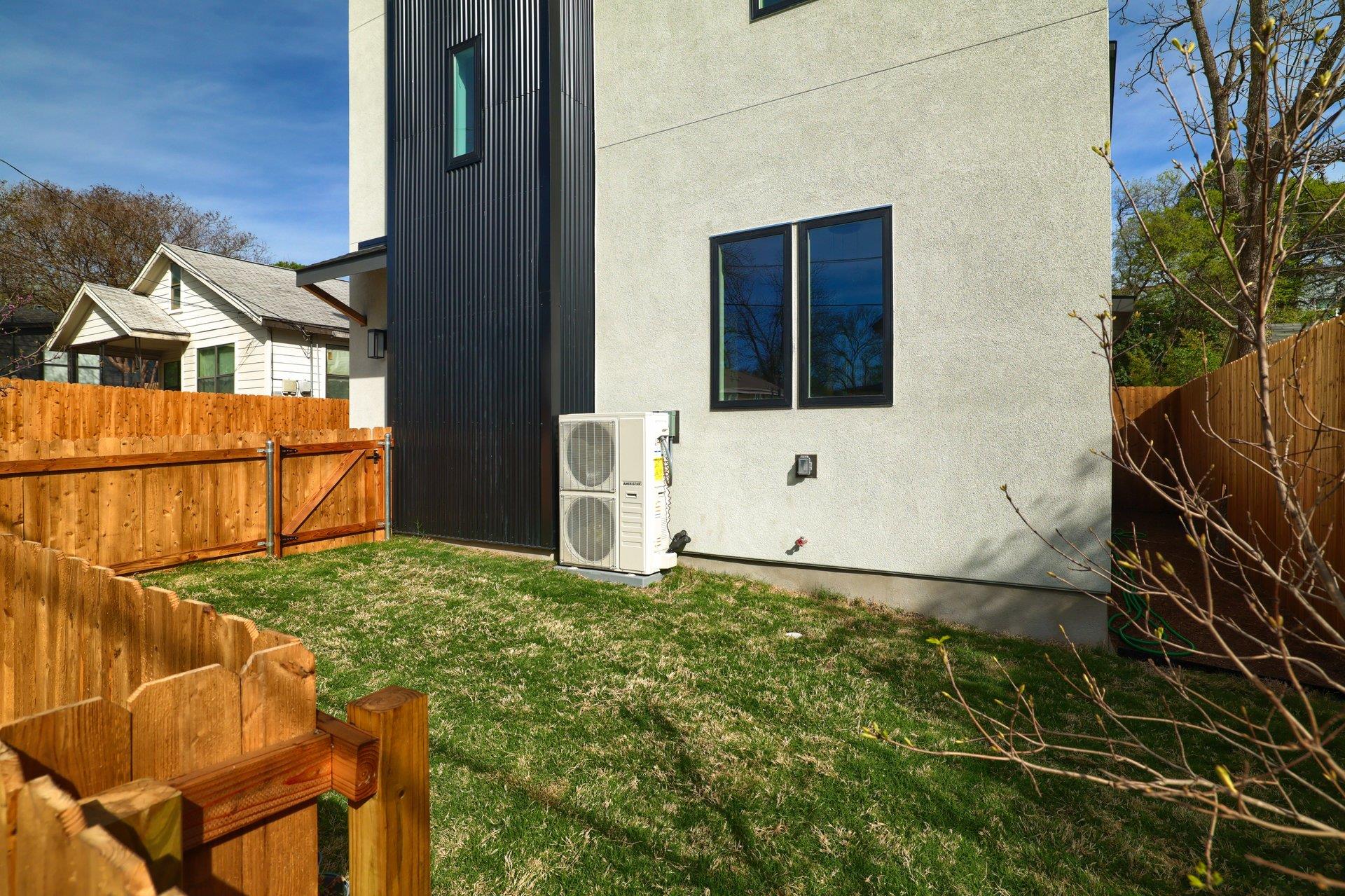 2818 E 22nd Street Austin TX 78722