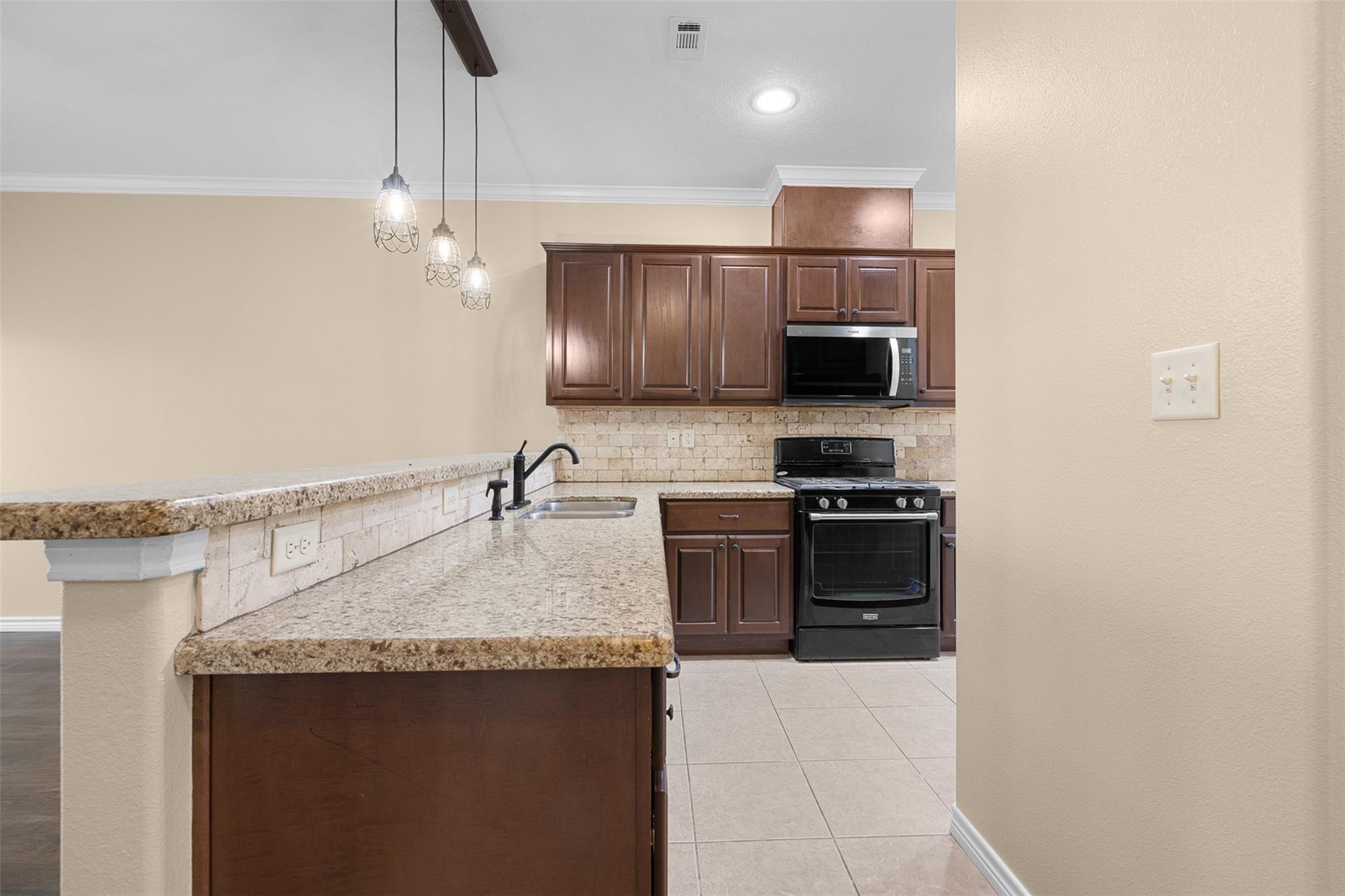 1006 Meadow Wood Caldwell TX 77836