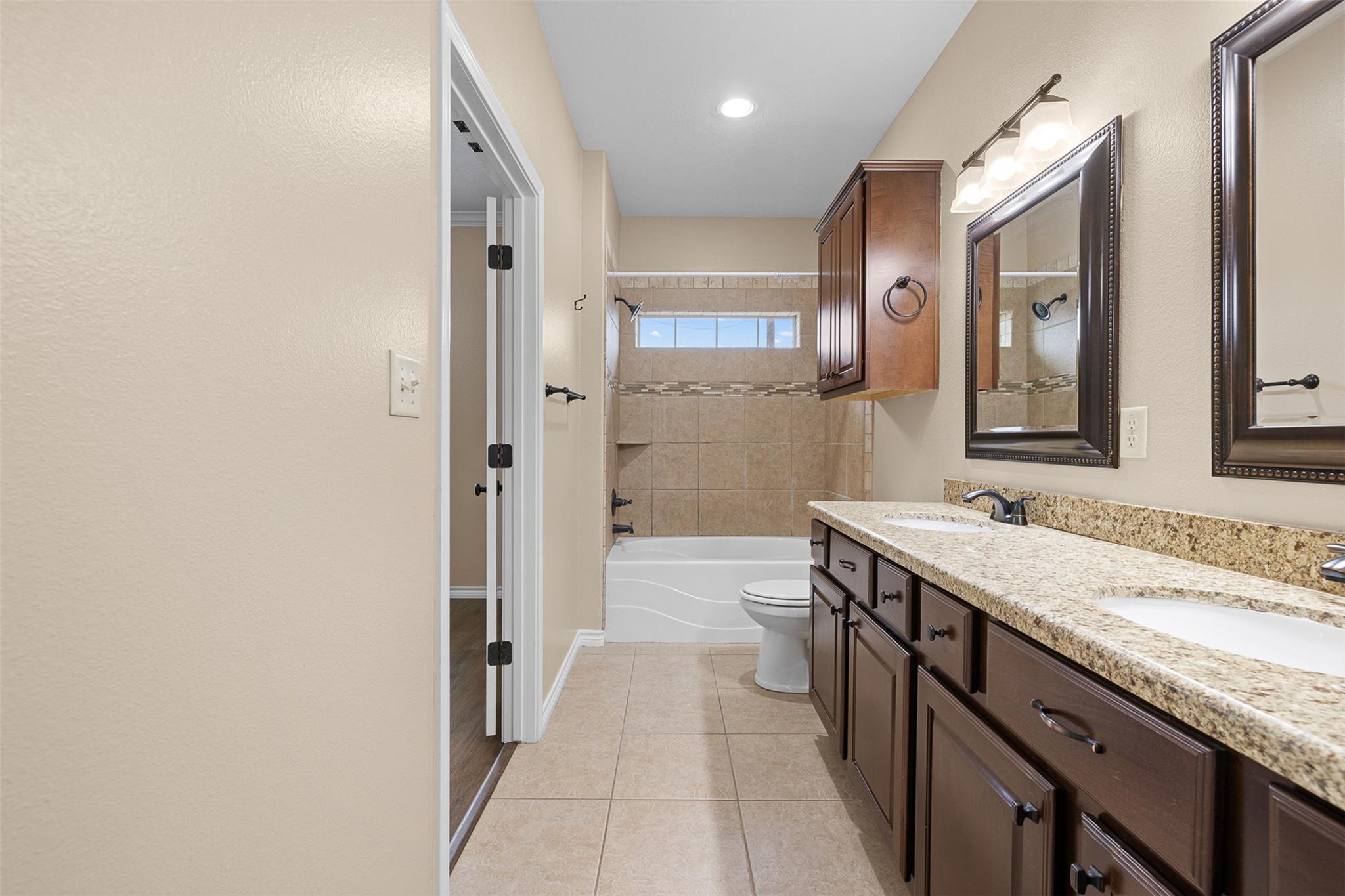 1006 Meadow Wood Caldwell TX 77836