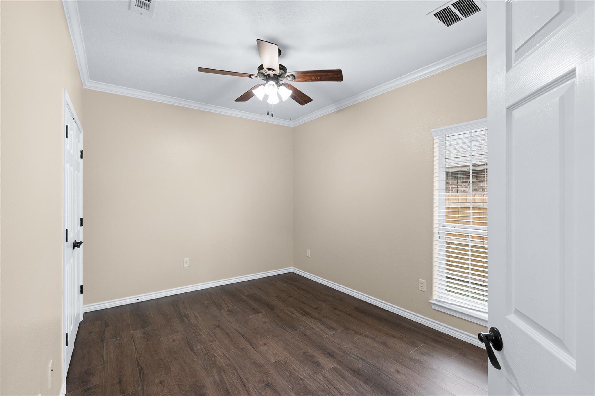 1006 Meadow Wood Caldwell TX 77836