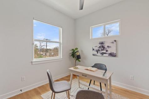 928 E 53rd 1/2 Street Austin TX 78751